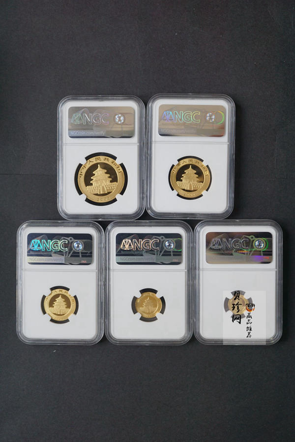 【019060】2001年熊猫套金猫金币