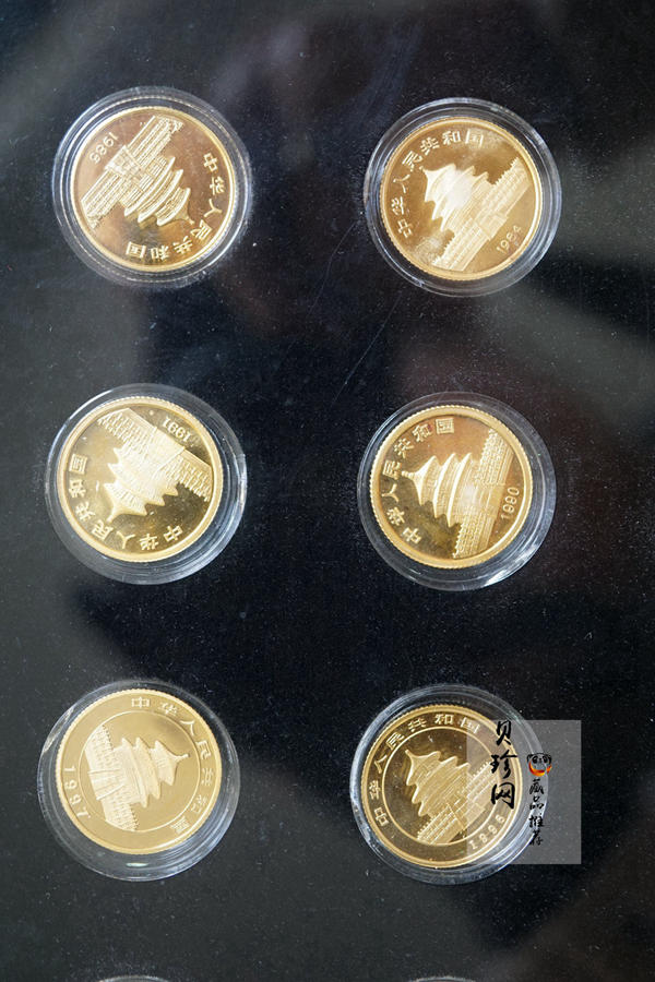 【119370】1982-2011年熊猫1/10盎司金币大全套（30枚）