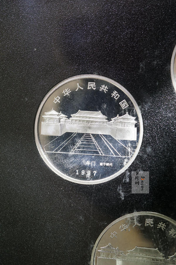 【979040】1997年北京故宫博物院1盎司普制银币五枚一套