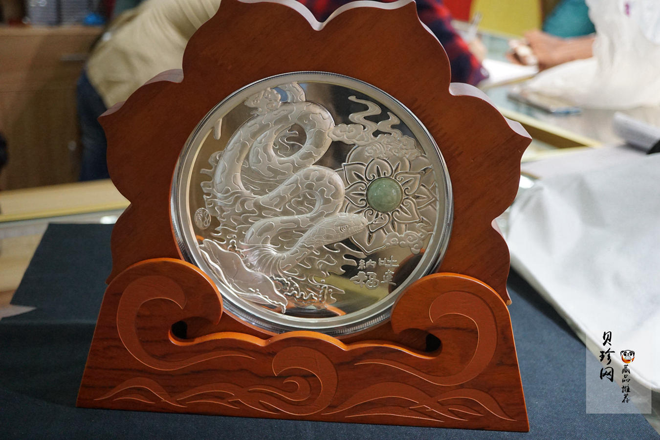 【139220】2013年蛇年吐莲纳福5000克银章