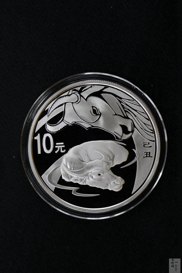 【099010】2009牛年生肖金银币2枚一套