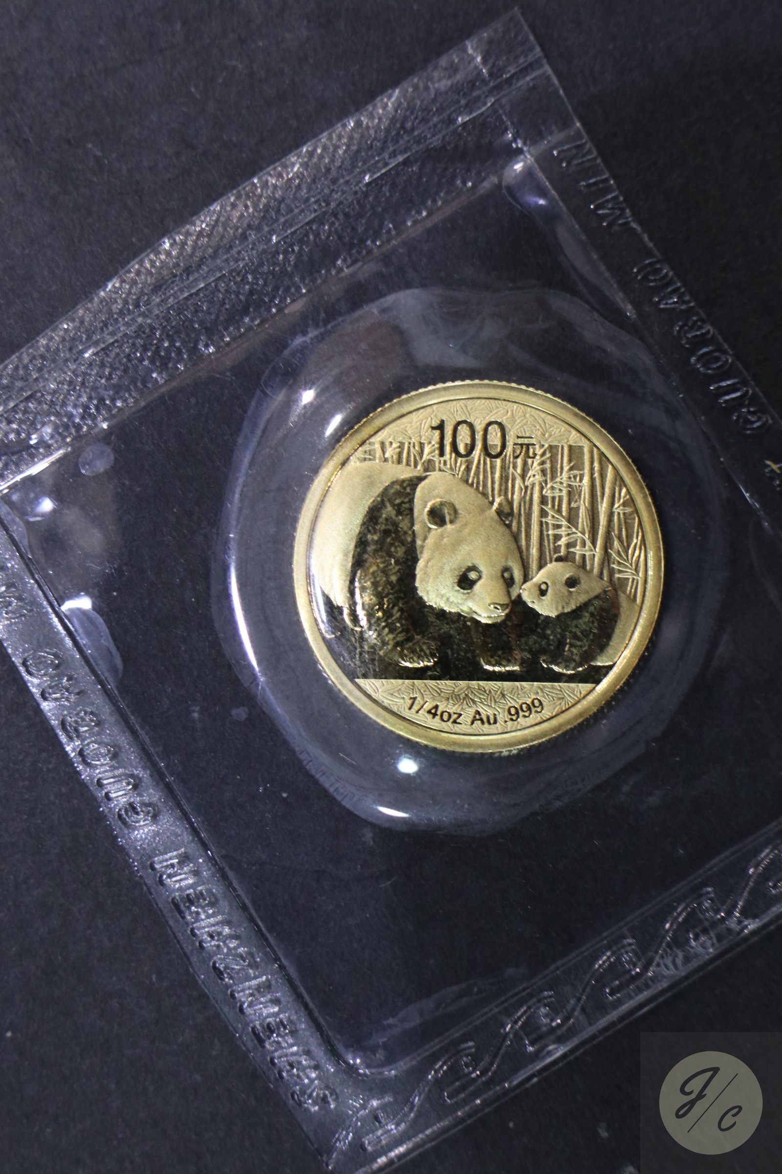 【119220】2011年熊猫金币套金猫
