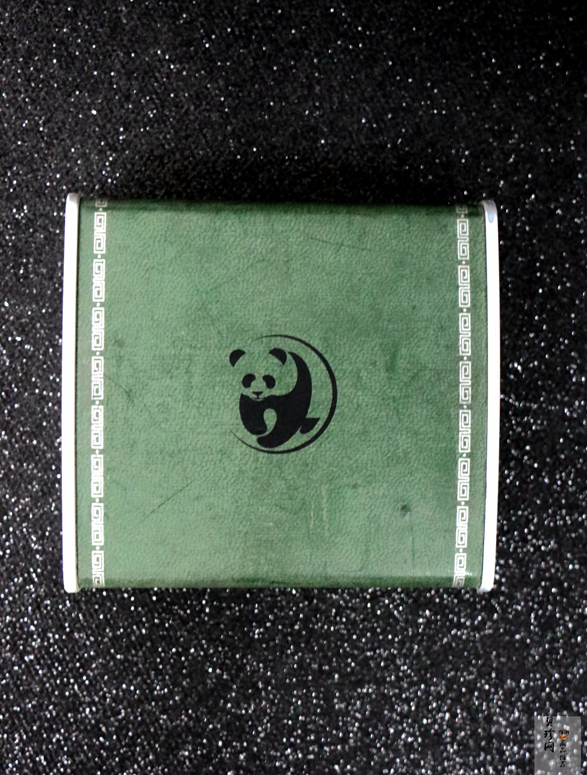 【030110】2003版熊猫贵金属纪念币1/20盎司圆形铂质纪念币