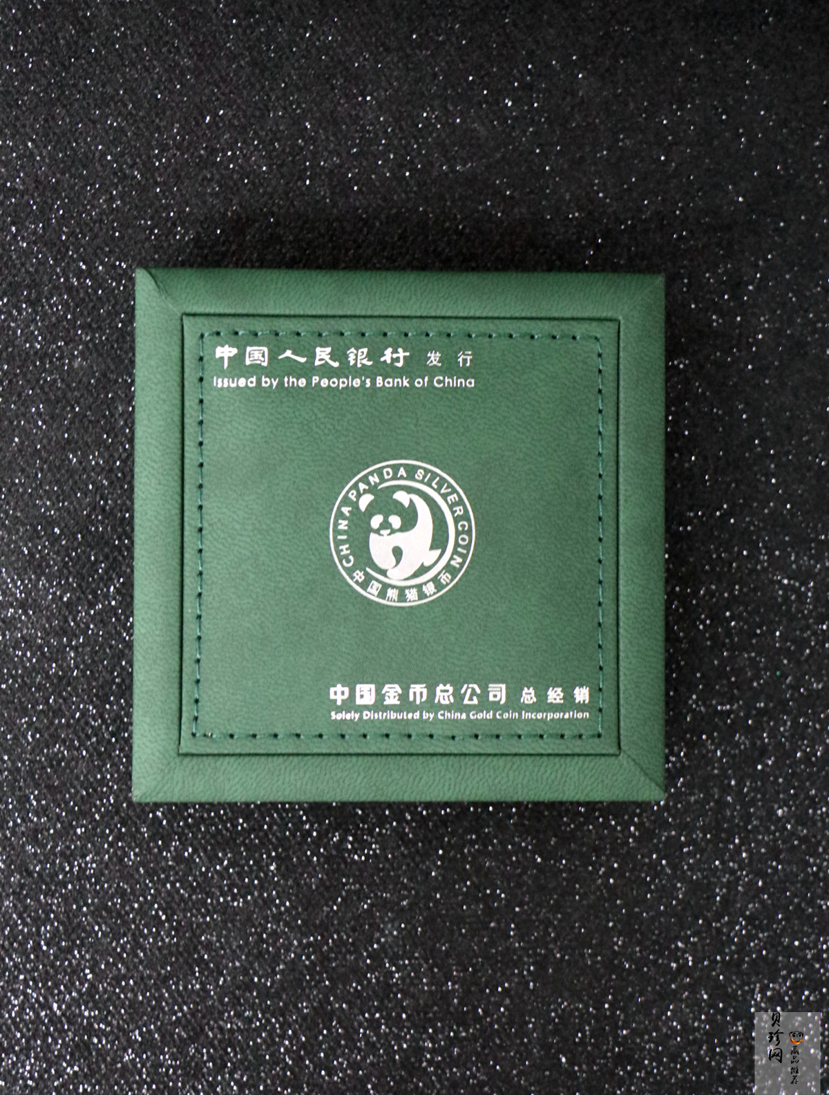 【010101】2001版熊猫金银纪念币1盎司普制金币