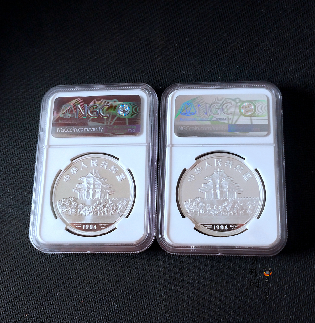 【949180】1994年中国古代名画婴戏图-冬日戏猫图、子孙和合图纪念银币两枚一套