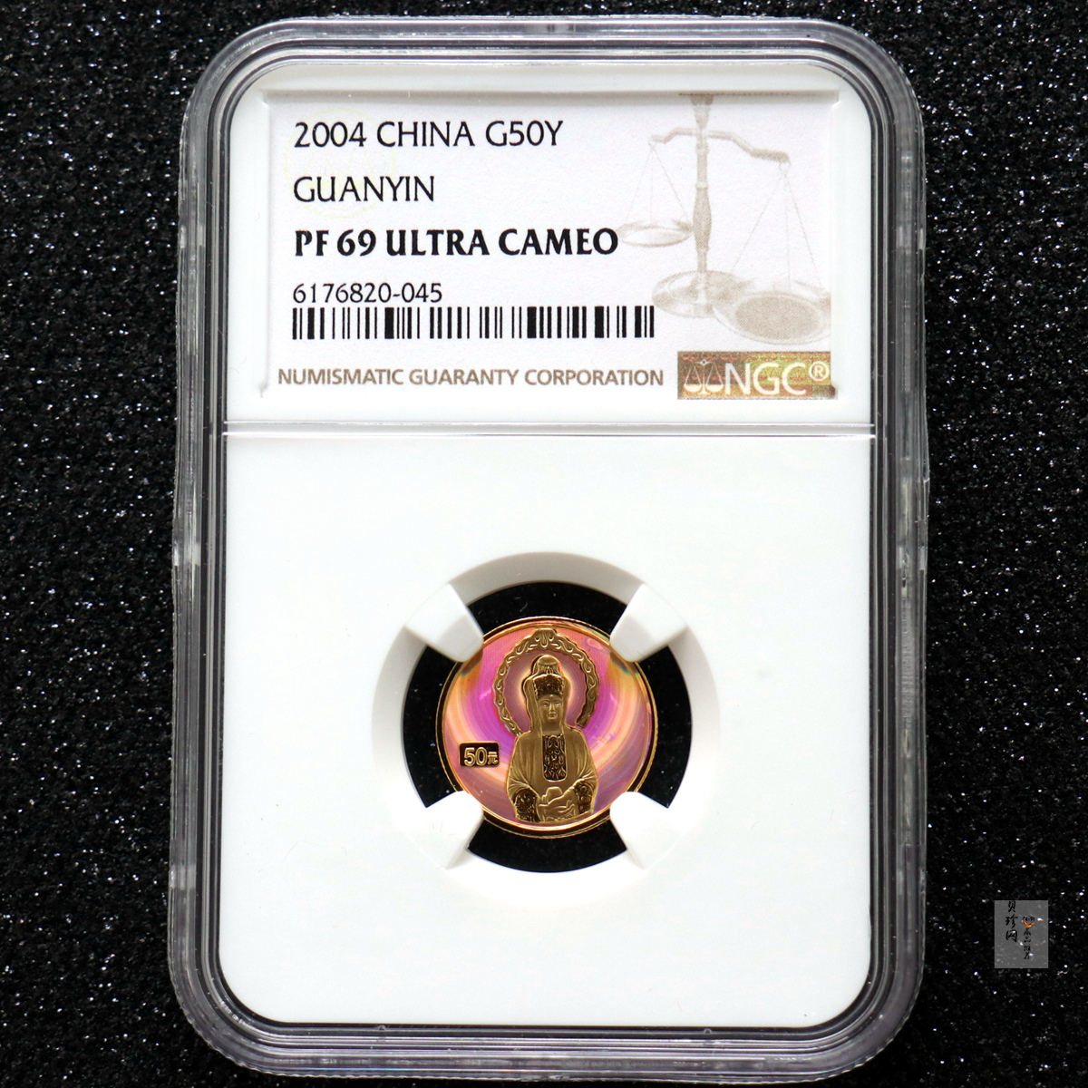 【040901】2004年观音金纪念币-白衣观音像1/10盎司幻彩精制金币