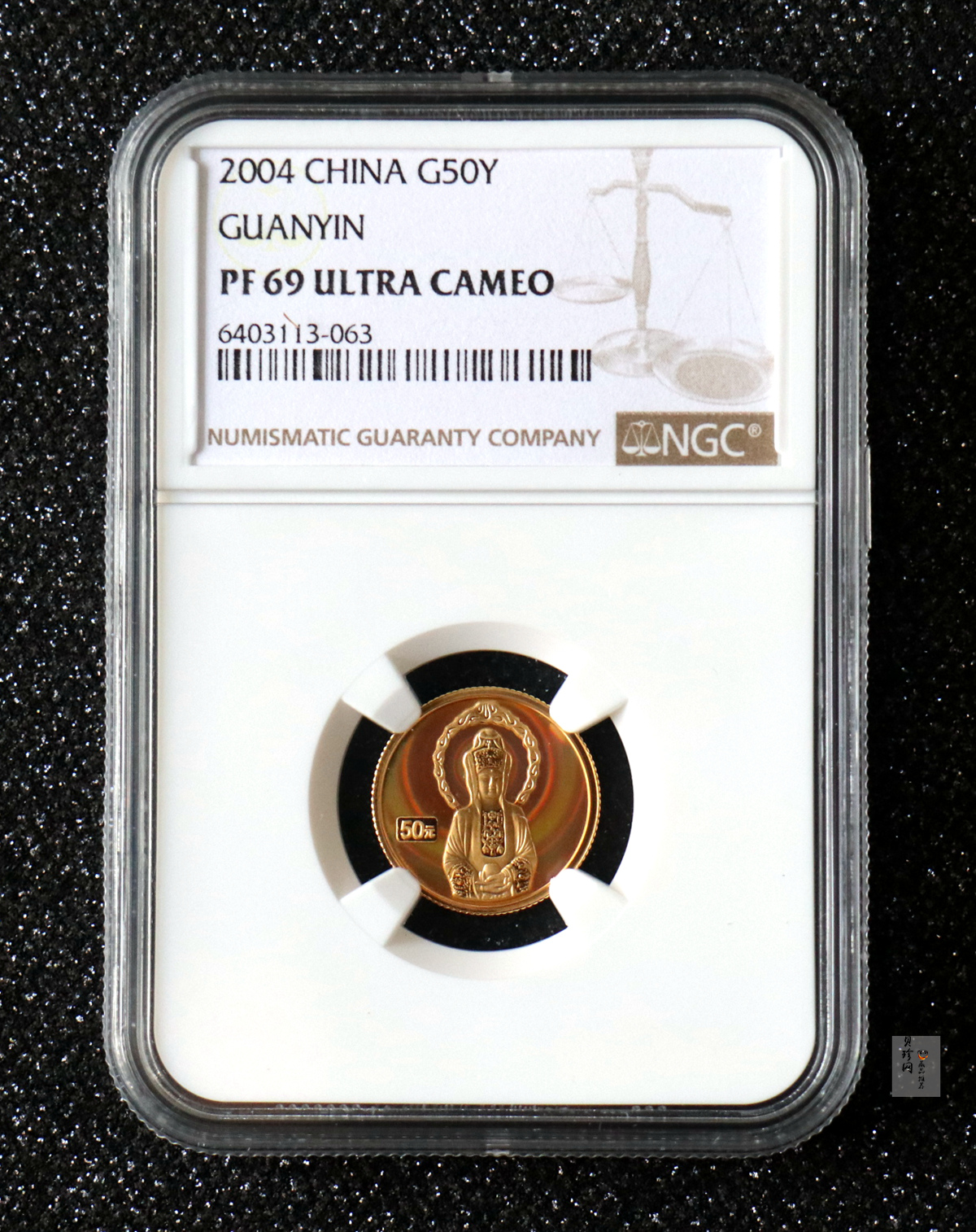【040901】2004年观音金纪念币-白衣观音像1/10盎司幻彩精制金币