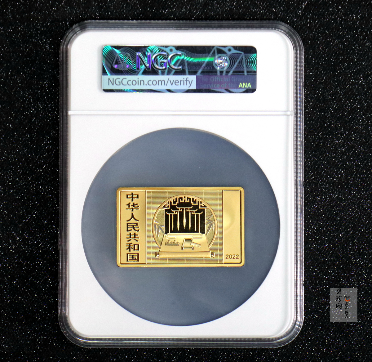 【229070】2022年中国古代名画系列（捣练图）150克方金币+60克银套币（3枚）