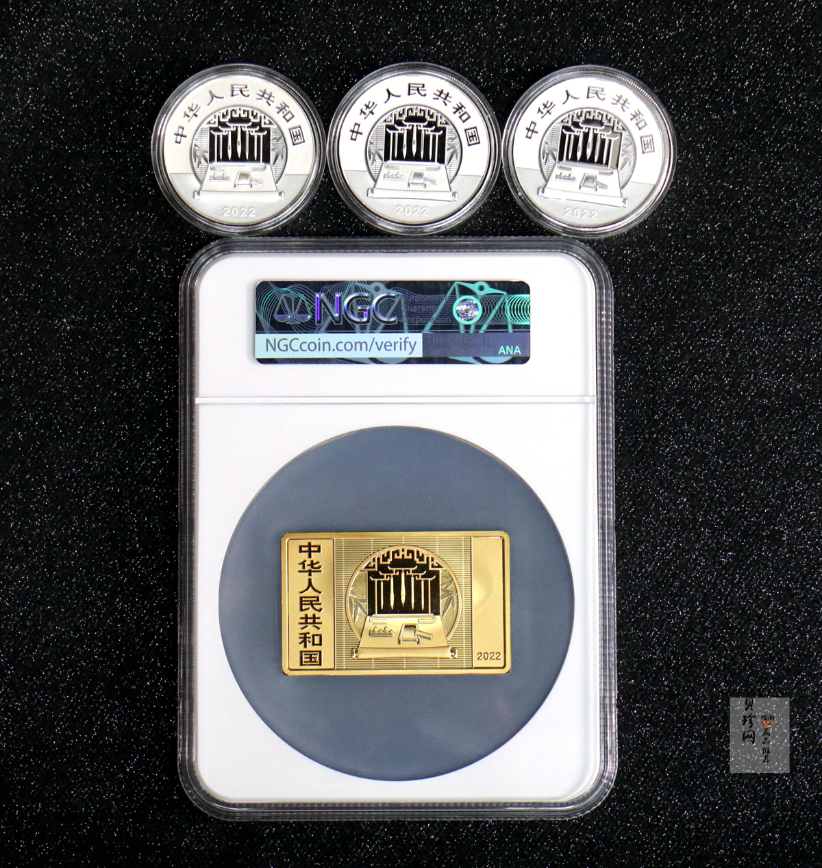 【229070】2022年中国古代名画系列（捣练图）150克方金币+60克银套币（3枚）