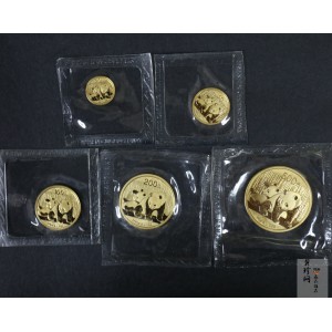 【109050】2010年熊猫普制金币5枚一套