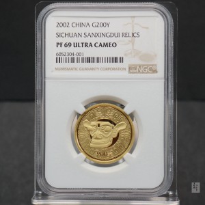 【020801】2002年四川三星堆金银纪念币-青铜纵目面具1/2盎司精制金币
