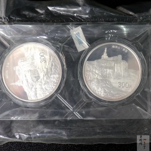 【149250】2014年佛教圣地（峨眉山）-金顶1公斤精制银币2枚