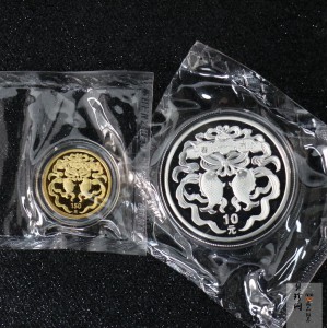 【039160】2003年中国民俗——春节金银币