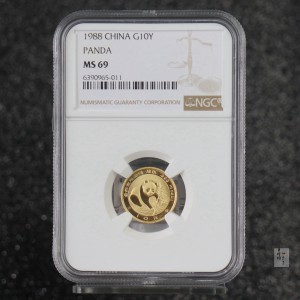 【880104】1988版熊猫1/10盎司普制金币