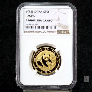 【880107】1988版熊猫1/2盎司精制金币