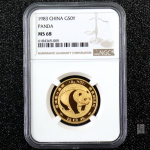 【830102】1983年熊猫1/2盎司普制金币