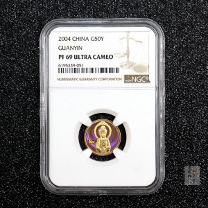 【040901】2004年观音金纪念币-白衣观音像1/10盎司幻彩精制金币