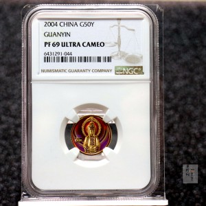 【040901】2004年观音金纪念币-白衣观音像1/10盎司幻彩精制金币