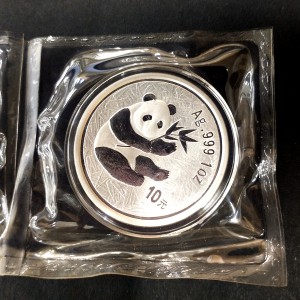 【000108】2000版熊猫金银纪念币1盎司普制银币
