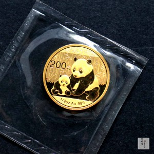 【120104】2012年熊猫1/2盎司普制金币