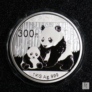 【120110】2012年熊猫1公斤精制银币